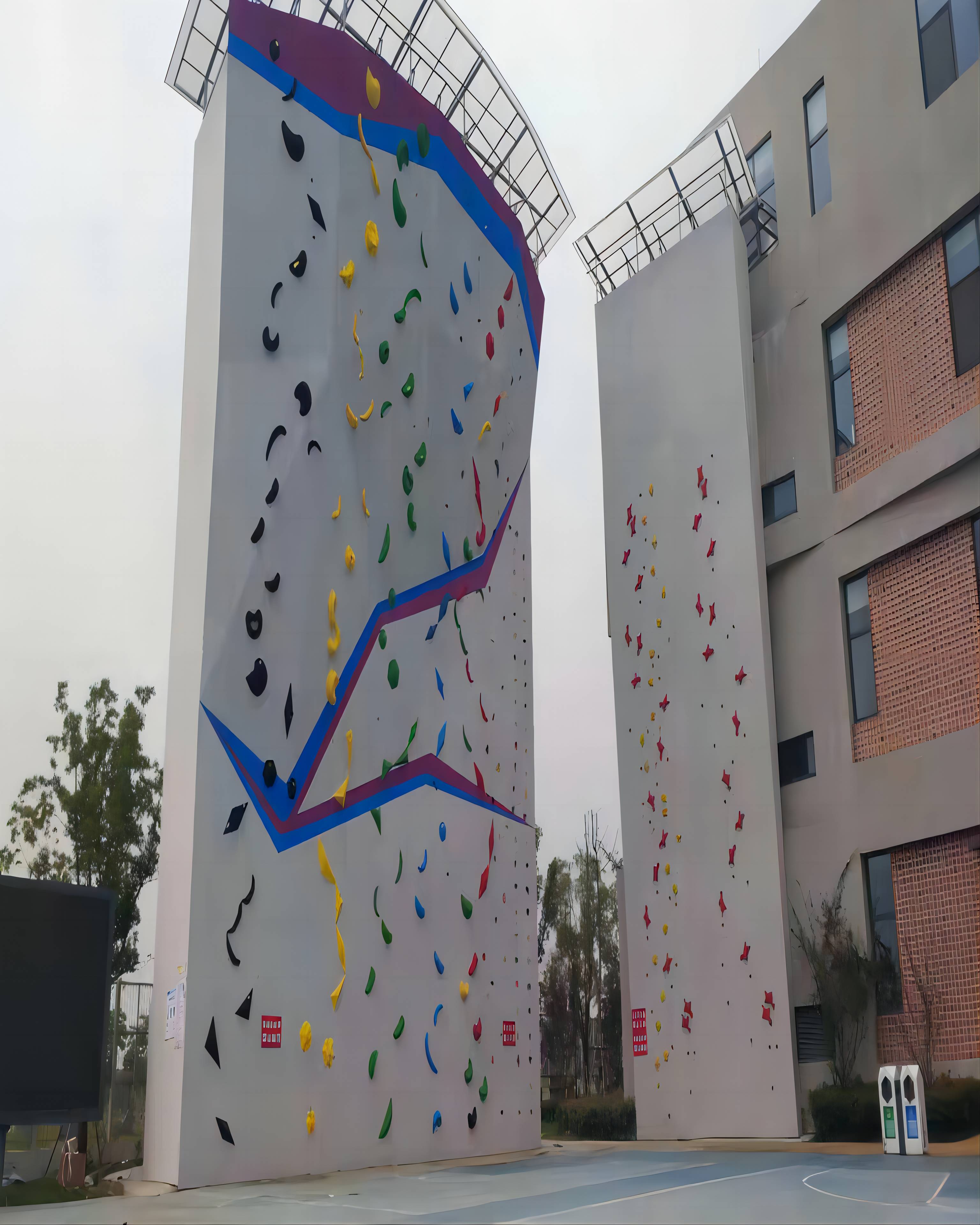 苏州华东师范附属小学